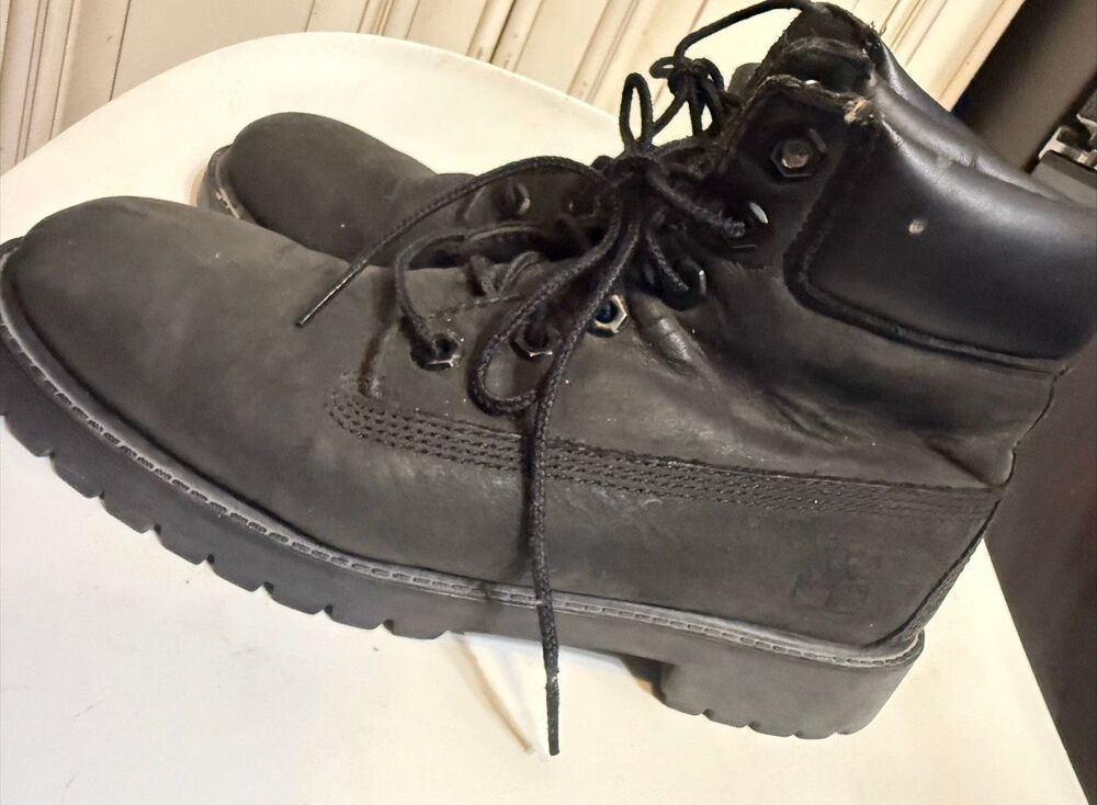 Timberland Women's 6-Inch Premium Waterproof Boots Black Nubuck Size 5